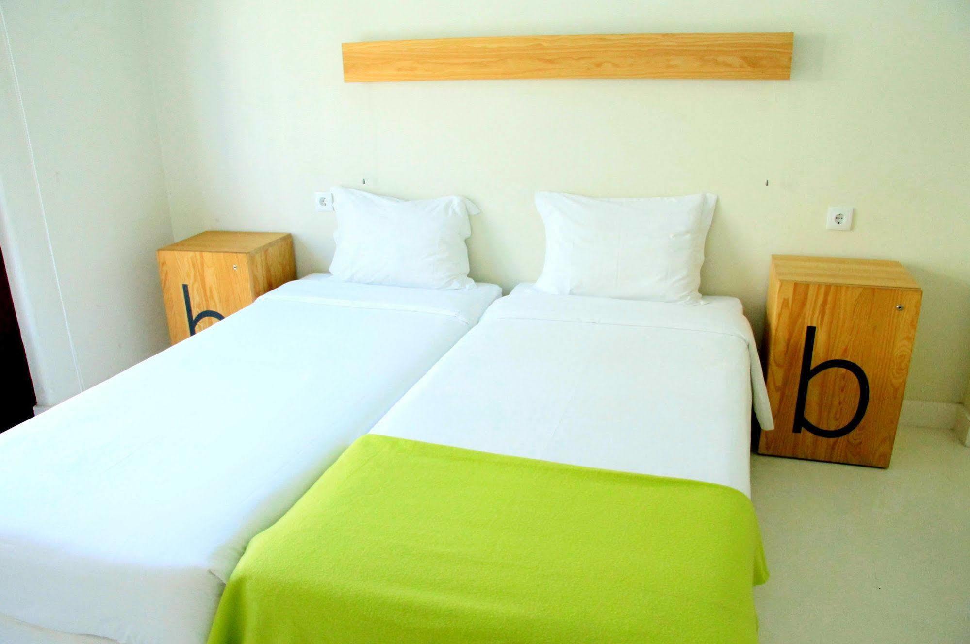 Hostel 4U ลิสบอน ภายนอก รูปภาพ